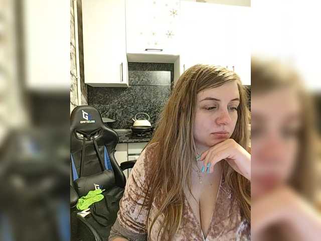 Viktoria777a's BongaCams show and profile