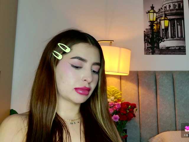 Caralella's BongaCams show and profile