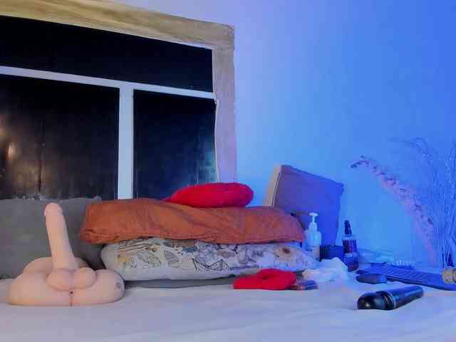 AntonellaRussel AntonellaRussel