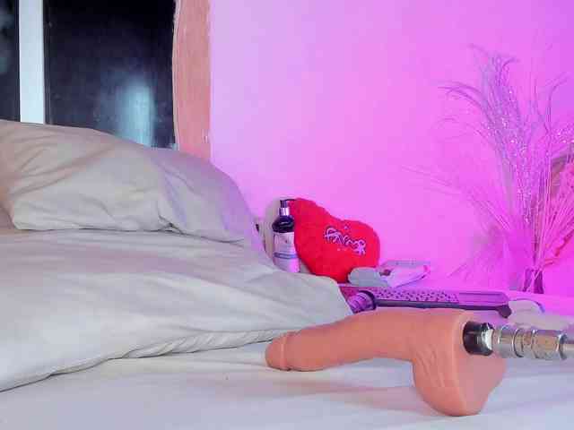 AntonellaRussel AntonellaRussel