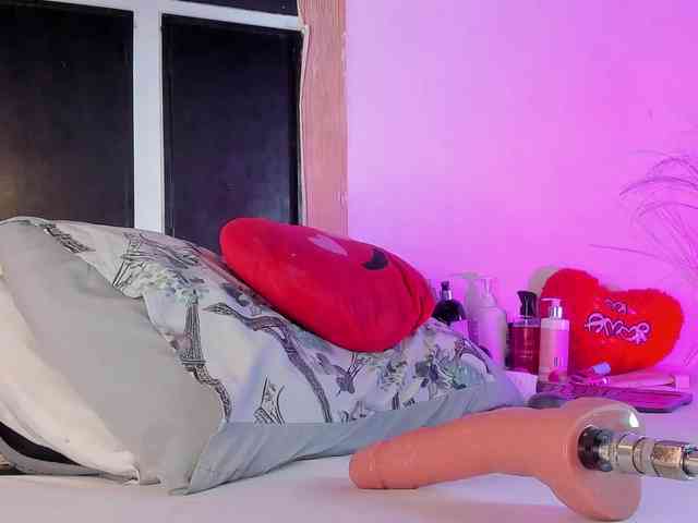 AntonellaRussel webcam