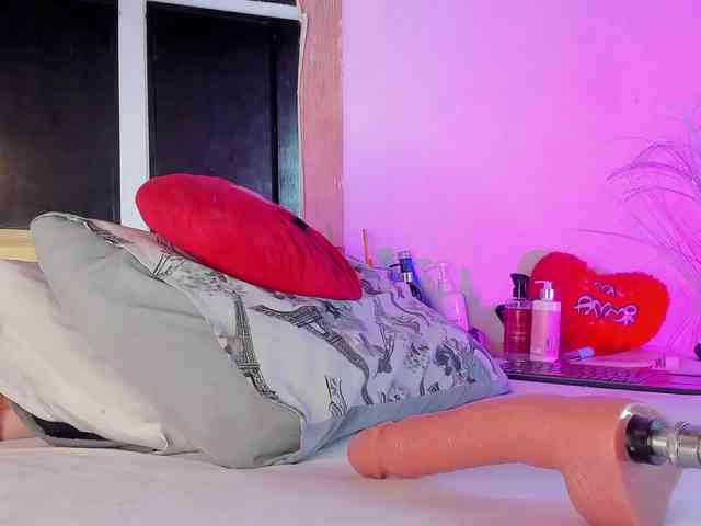 AntonellaRussel webcam