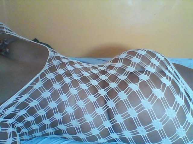 Prettyblackgal's BongaCams show and profile