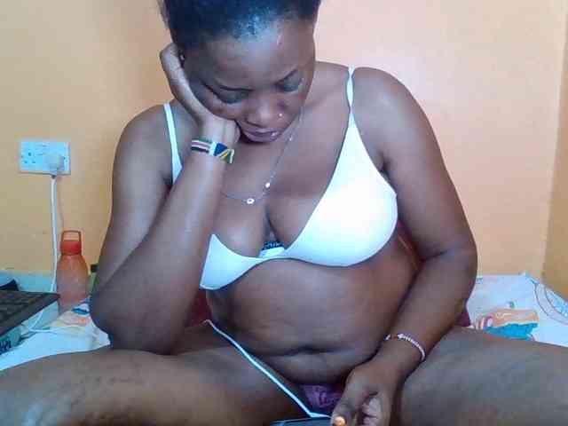 Prettyblackgal webcam