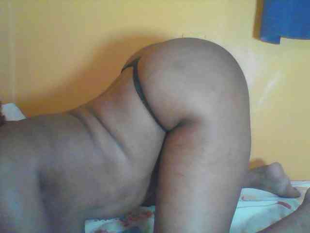 Prettyblackgal webcam