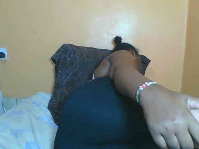 Prettyblackgal webcam