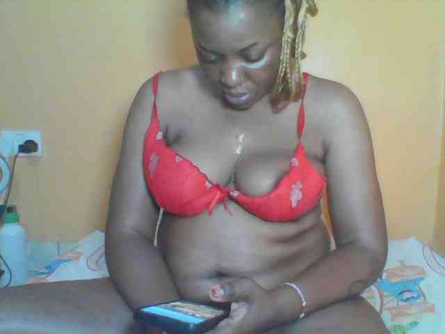 Prettyblackgal webcam