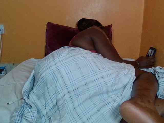 Prettyblackgal webcam