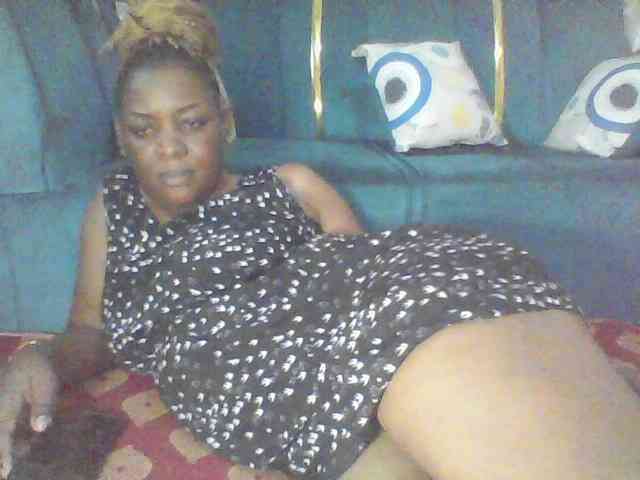 Prettyblackgal webcam