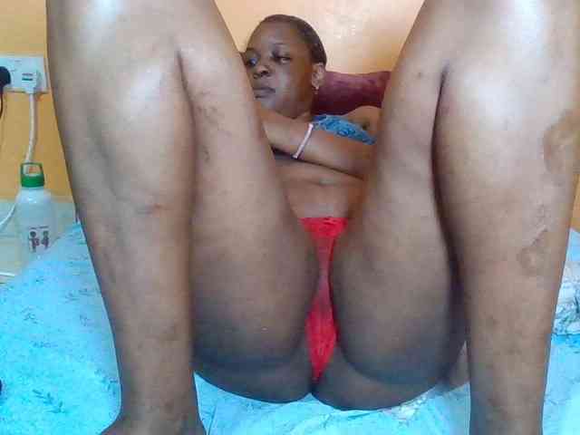 Prettyblackgal webcam