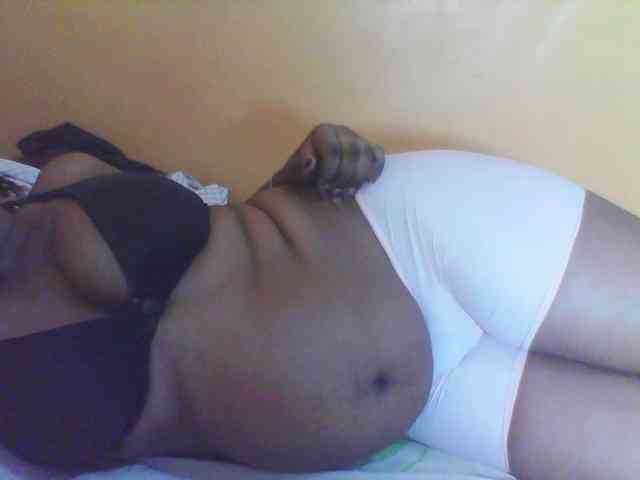 Prettyblackgal webcam