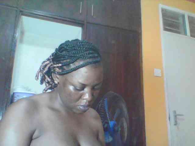 Prettyblackgal webcam