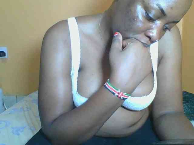 Prettyblackgal webcam