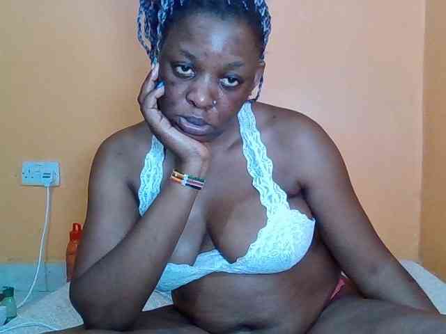 Prettyblackgal webcam