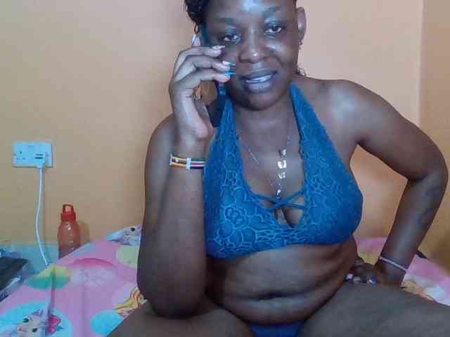 Prettyblackgal webcam