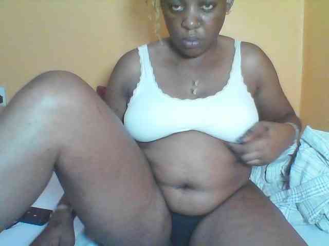 Prettyblackgal webcam