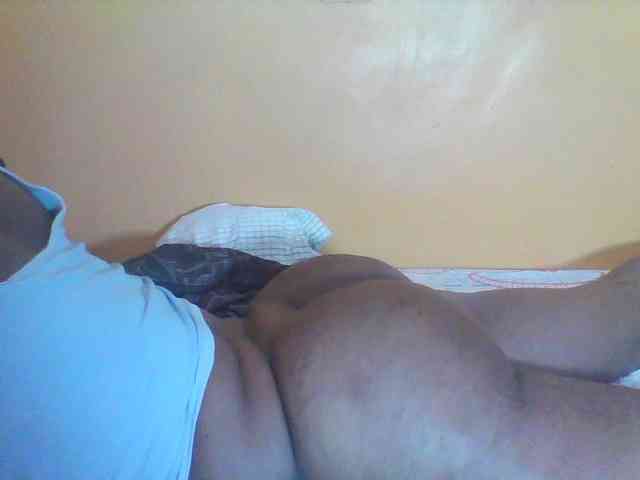 Prettyblackgal webcam