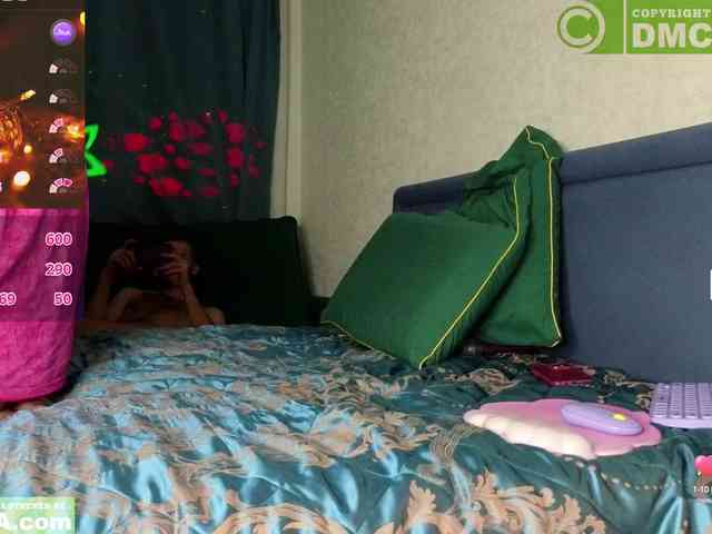 Couple_Twix webcam