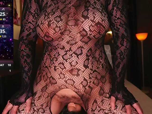 StelleKnox's BongaCams show and profile