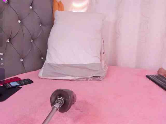 EmiraFalak22 webcam
