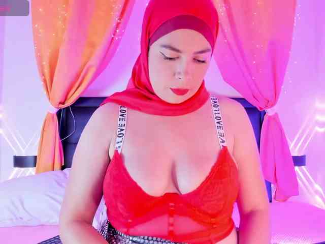 EmiraFalak22 webcam