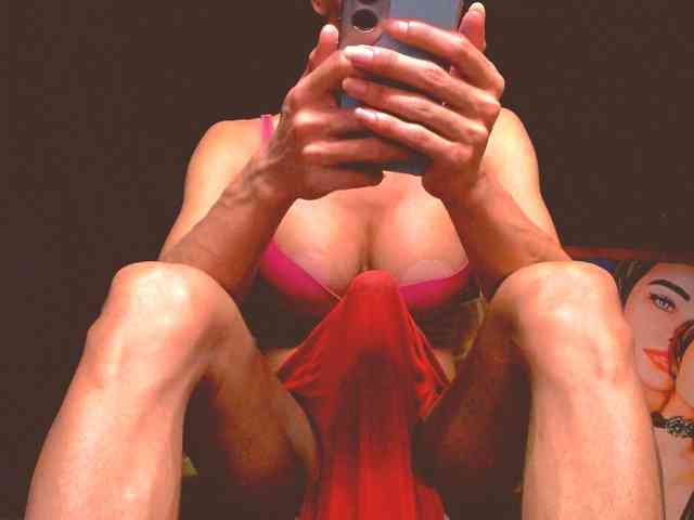 3_kinds_of_self_suck