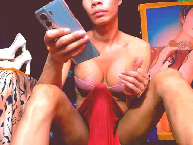 11NCHSELFSUCKTS Live Webcam on BongaCams