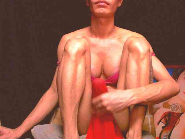 11NCHSELFSUCKTS Live Webcam on BongaCams