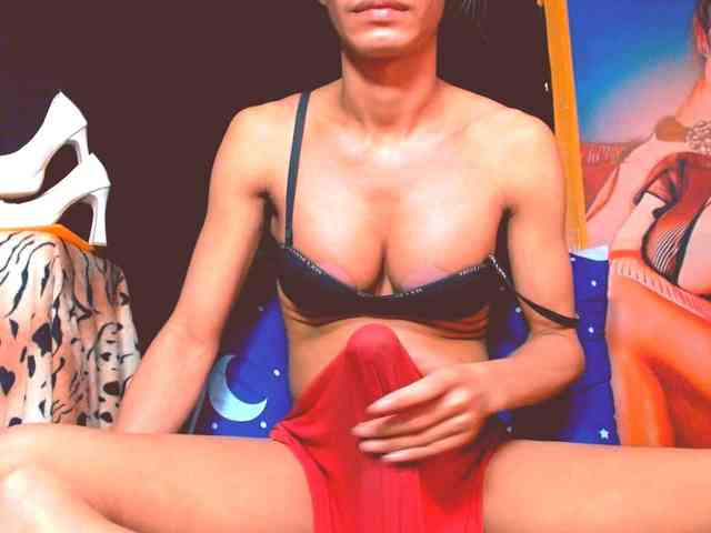 11NCHSELFSUCKTS Live Webcam on BongaCams