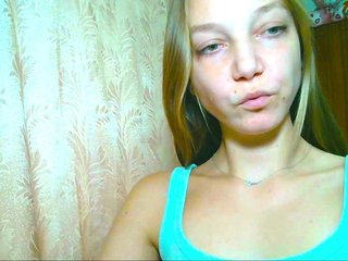 EmillyExtasy Porn Show