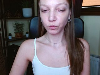 EmillyExtasy Porn Show