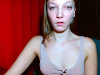 EmillyExtasy Porn Show