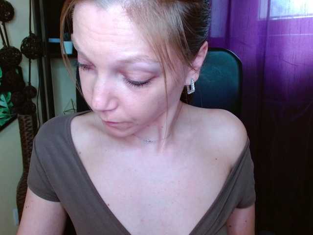 EmillyExtasy webcam bongacams model stream image