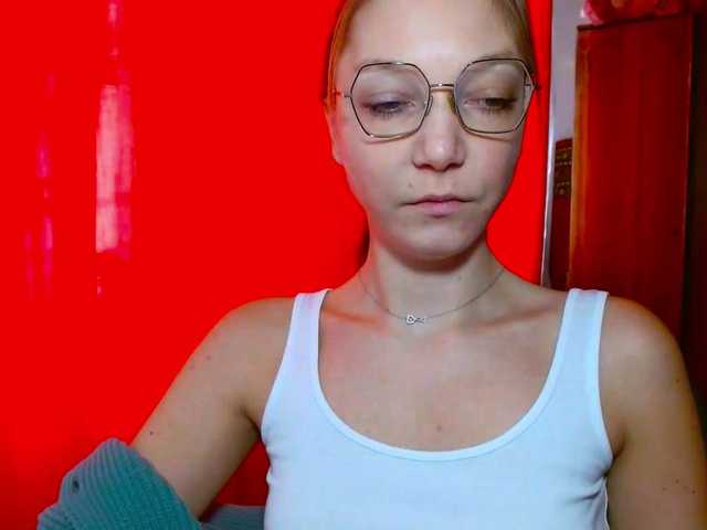 EmillyExtasy webcam bongacams model stream image