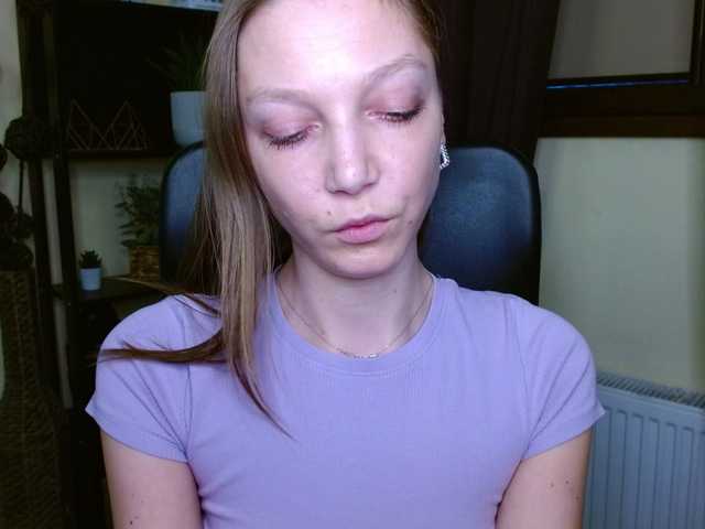 EmillyExtasy webcam bongacams model stream image