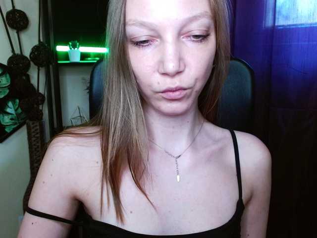 EmillyExtasy webcam