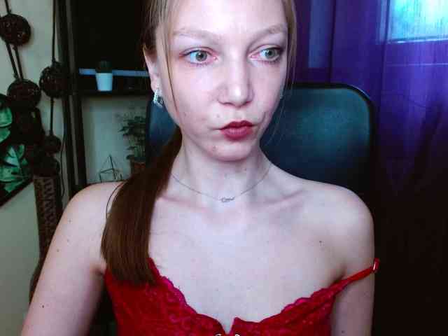 EmillyExtasy webcam