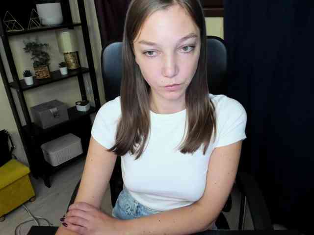 EmillyExtasy webcam