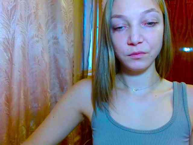EmillyExtasy webcam