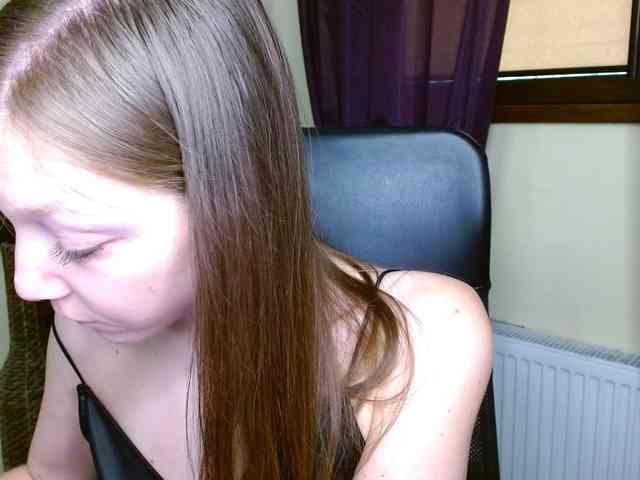 EmillyExtasy webcam