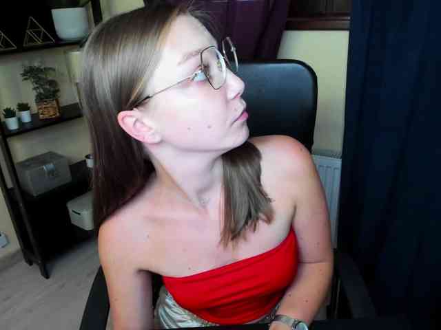 EmillyExtasy webcam