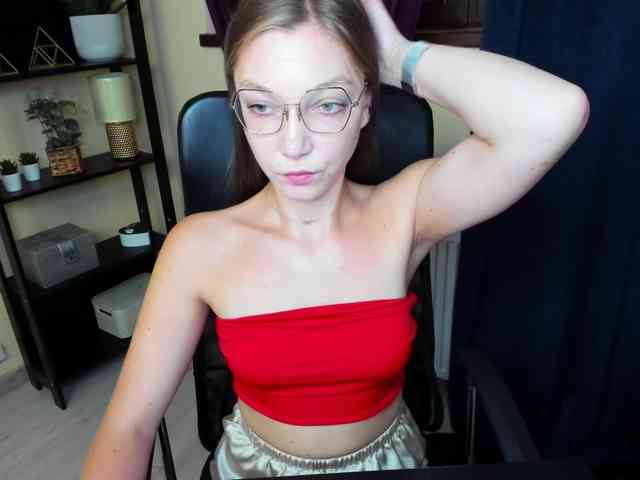 EmillyExtasy webcam