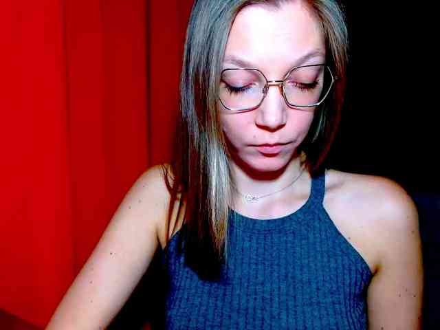 EmillyExtasy Live Webcam on BongaCams