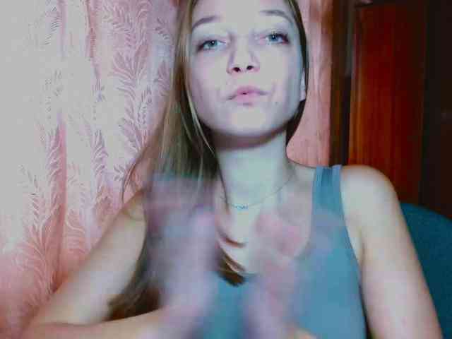 EmillyExtasy webcam
