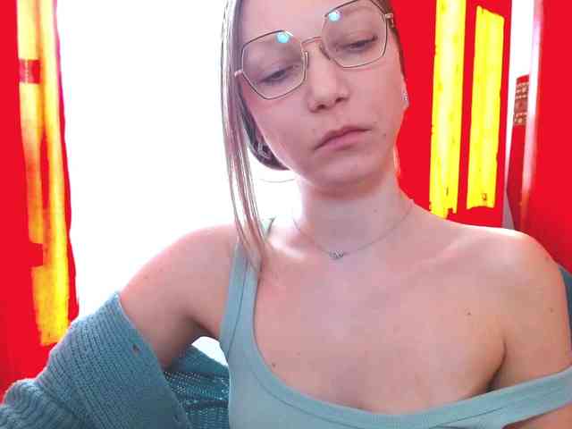 EmillyExtasy webcam