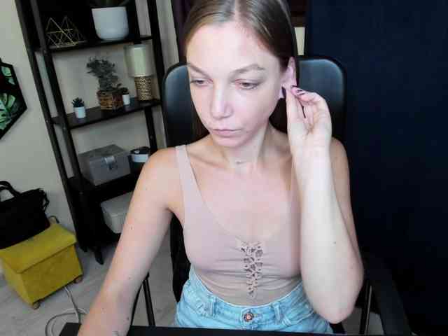 EmillyExtasy webcam