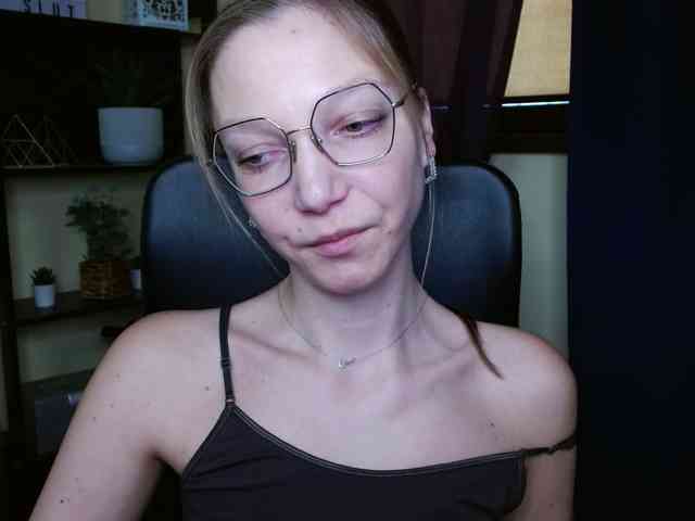 EmillyExtasy Live Webcam on BongaCams