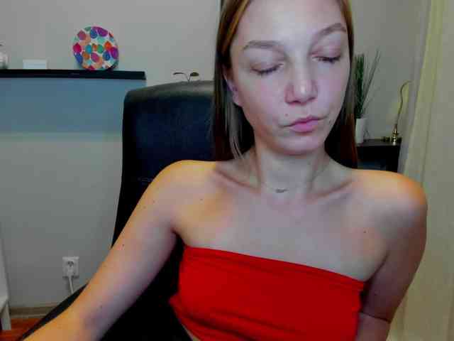 EmillyExtasy webcam