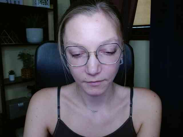 EmillyExtasy Live Webcam on BongaCams