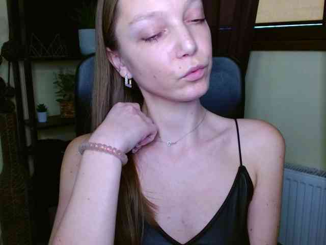 EmillyExtasy webcam
